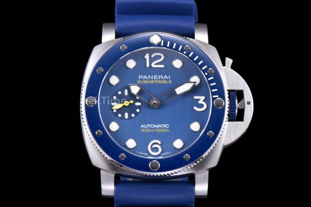 PAM1676 Submersible Mike Horn 44mm VSF Blue Dial